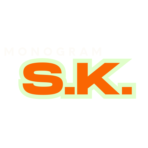 Logo s názvom Monogram S.K. v modernom dizajne s oranžovými a zelenými prvkami.