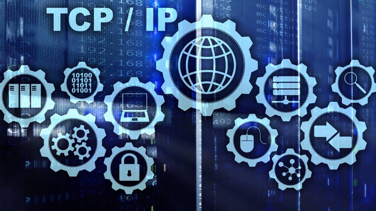 Ikony znázorňujúce TCP/IP protokoly a sieťové zariadenia na modrom pozadí.