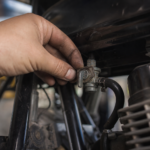 Údržba palivového kohúta na motocykli
