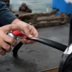 Použitie WD-40 na ošetrenie gumy na vozidle